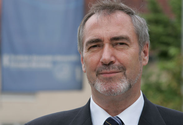 Prof. em. Dr. phil. Dr. sc. h.c.
Friedrich Lösel